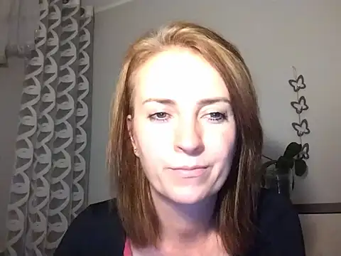 Pokój czatu na żywo – JenniferAlone