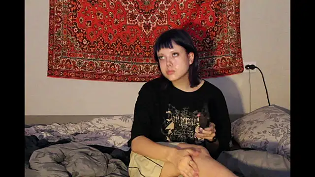 Catherine19Hunt Adlı Modelin Canlı Sohbet Odası