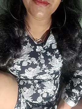 Sexy-Bhabi69 실시간 채팅방
