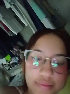Sala de chat en directo de Annette_coquette