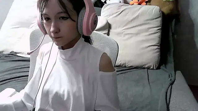 Lilfain_baby's Live Chat Room