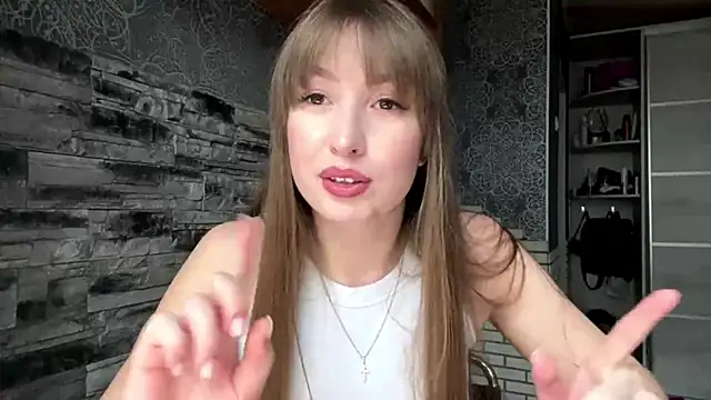 MertieDy Adlı Modelin Canlı Sohbet Odası