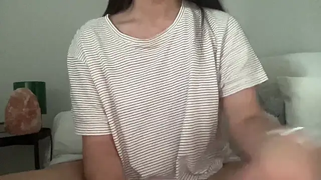 LilaGLB's Live Chat Room