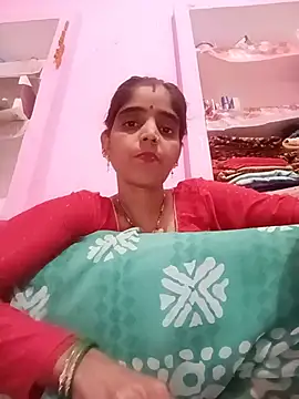 Sala de chat en directo de Rishika_hot