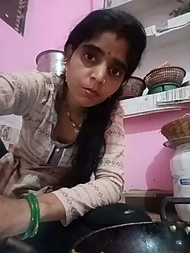 חדר צ'אט בשידור חי של Rishika_hot