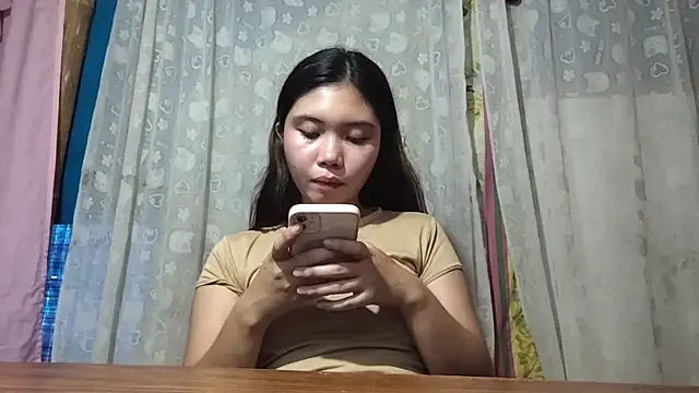 ThanhKalinowski Live Chatraum