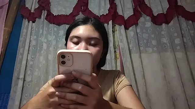 ThanhKalinowski Live Chatraum