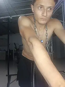 Show de Davitfitnosuke na webcam