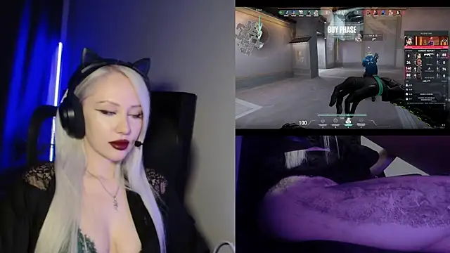 roxxyrowe's Live Chat Room