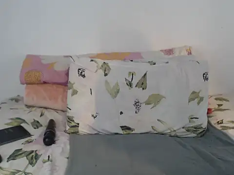 Živá chatovací místnost Jah-Queeny