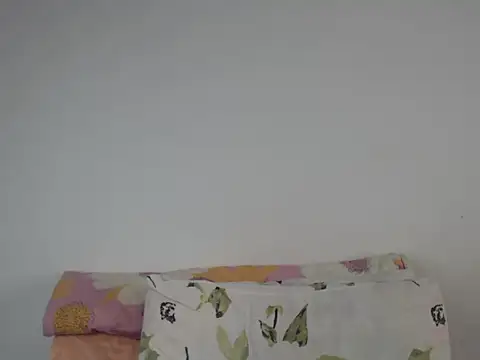 Jah-Queenyn Live chat-huone