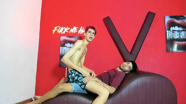 Živá kamerová sex show Funny_dirty_boys1