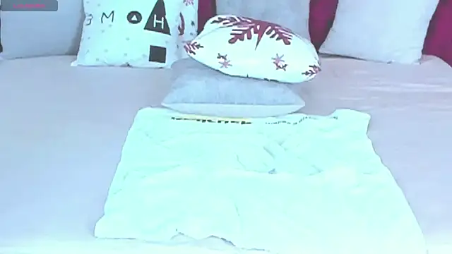 Livia_Shy Cameră chat live
