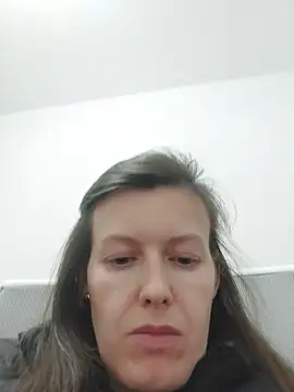 _COVID-19_ Adlı Modelin Canlı Sohbet Odası