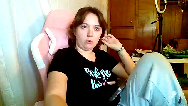 Chatroom en direct de lilylovegood04