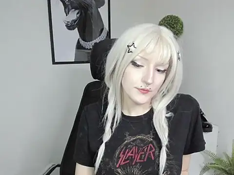 NikaDream élő chatszobája