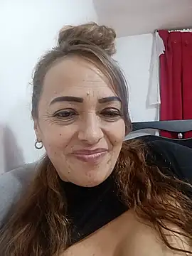 Pokój czatu na żywo – Miss_taboo17