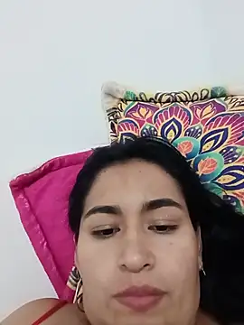 Carolina_Velez_pm Ruang Obrolan Langsung