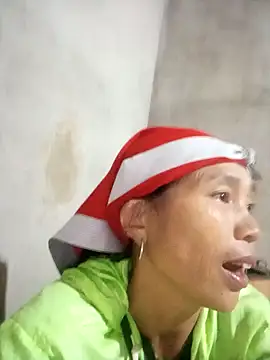 Yeu-yeu-'s Live Chat Room