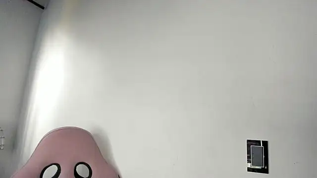 Melaniie_fox_'s Live Chat Room