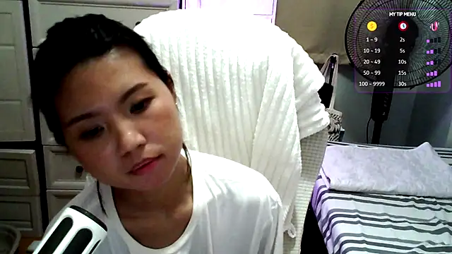 urgrl_portia Live Chatrum