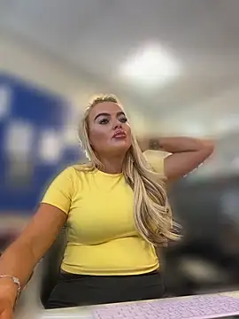 Živá chatovací místnost BarbieLeahX