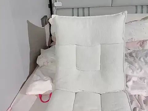 xiaoguai33 Live chatroom
