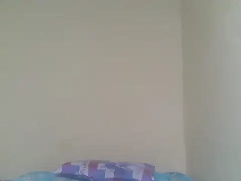 cute_bee – live chatrum