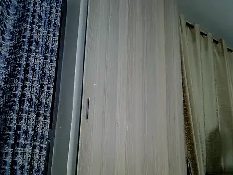 sexxylesly 실시간 채팅방