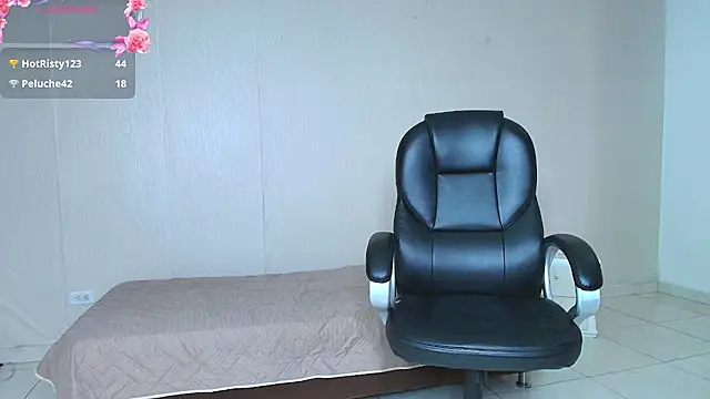 Živá chatovací místnost MorenaTemptressX