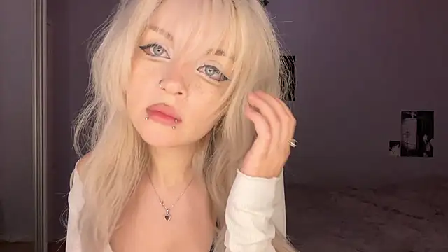Velvets_Vixens01 – Naživo XXX chat