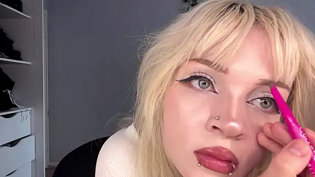 Chat soba uživo modela Velvets_Vixens01