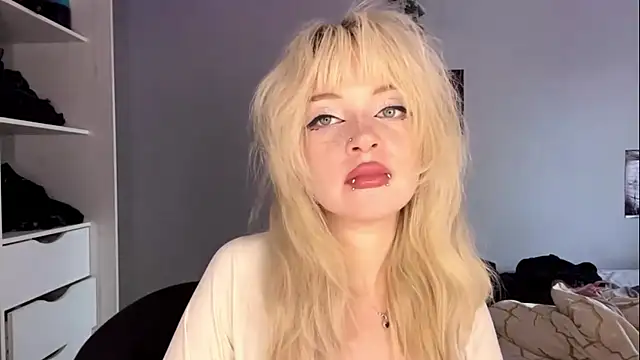 Živá chatovací místnost Velvets_Vixens01