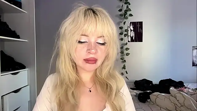 Velvets_Vixens01 – live chatrum
