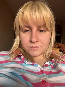 LazyFlora – Kamerová šou