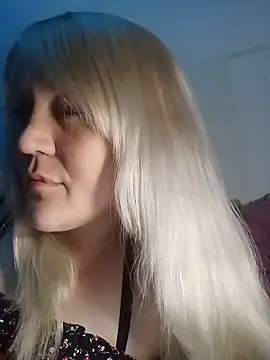 WorryingFaille – Naživo XXX chat
