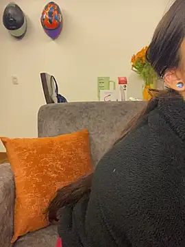 غرفة دردشة RinNox المباشرة