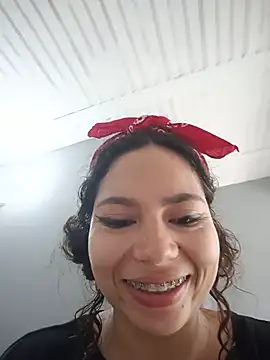 Chat ao vivo de LolaWorly