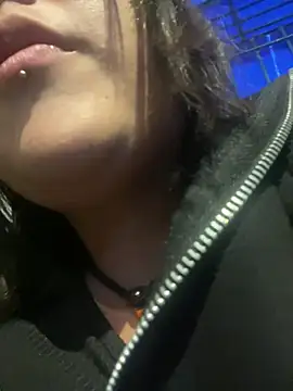 Aly_96のライブチャットルーム