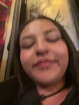 Aly_96 Live chatroom