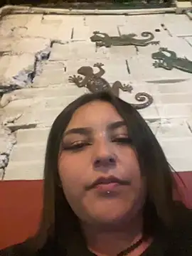Živá chatovací místnost Aly_96