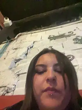 غرفة دردشة Aly_96 المباشرة