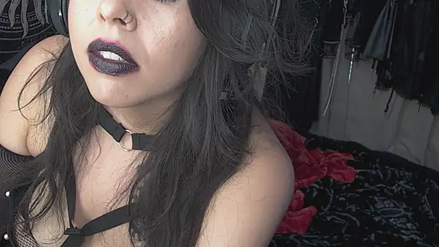 Sala de chat ao vivo de Ember_Rose_3