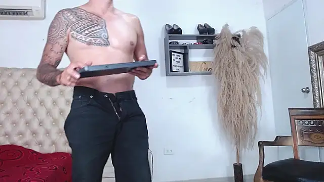 NinaAndRocco чат на живо