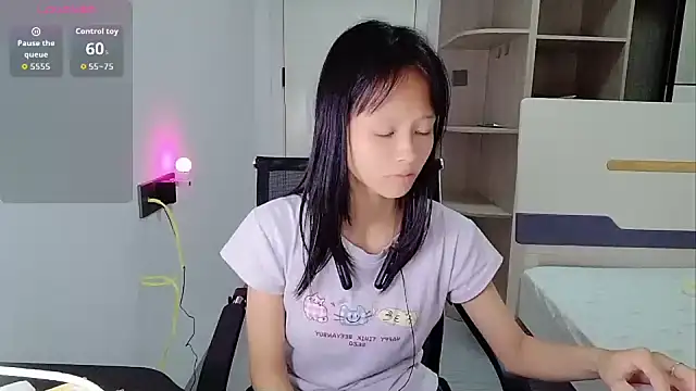 xiaoyu-22 Adlı Modelin Canlı Sohbet Odası