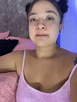 IsaaaaXXX Chat XXX live