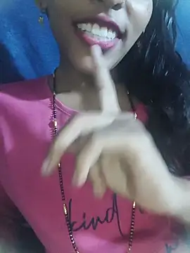 Sala de chat en directo de Cute_Merry__