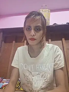 Živá chatovací místnost Alishaaroralive