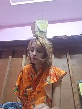 Alishaaroraliveのライブチャットルーム