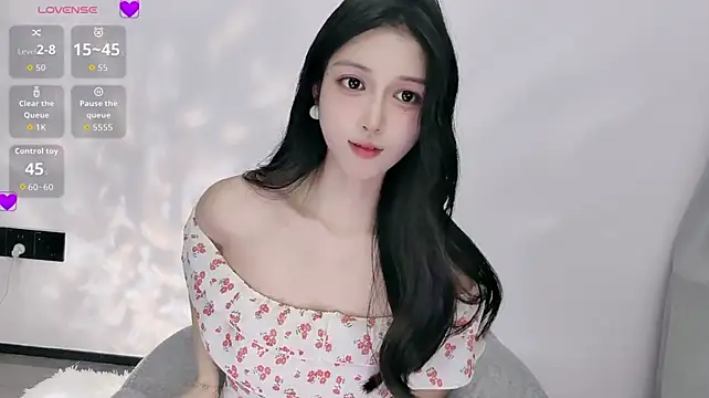 lulu-789 网络视讯表演